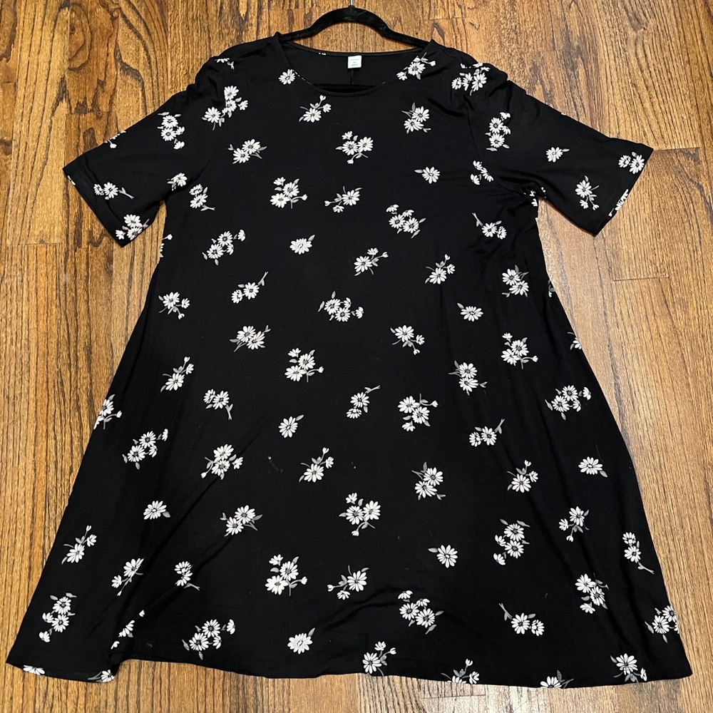 Old Navy Black White Floral T Shirt Dress Sz XXL 2x
